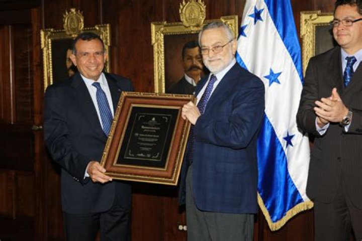 Salvador Moncada Biography - Childhood, Life Achievements & Timeline