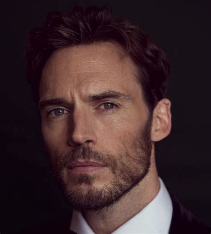 Sam Claflin Biography - Facts, Childhood, Family Life & Achievements