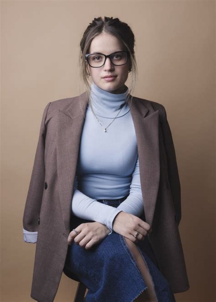 Shari Franke - Bio, Facts, Family of YouTuber, Vlogger