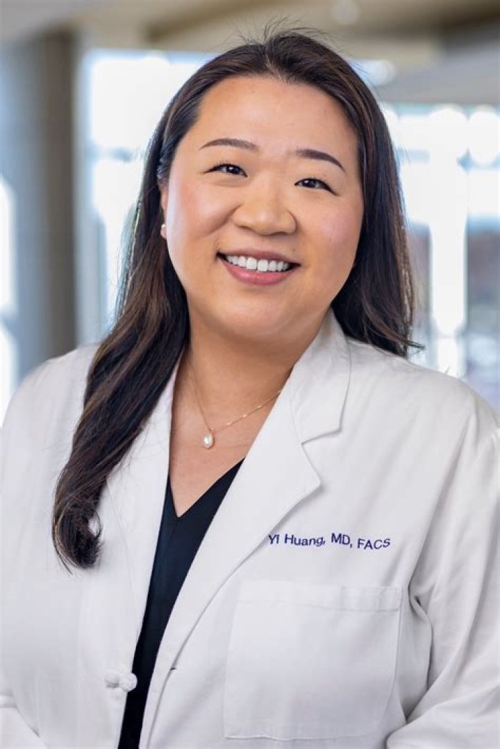 Dr. Shay Huang, MD – Chicago, IL
