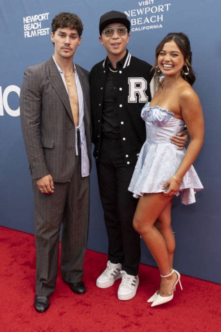 Siena Agudong Boyfriend, Net Worth, Age, Height, Kids, Bio, Parents