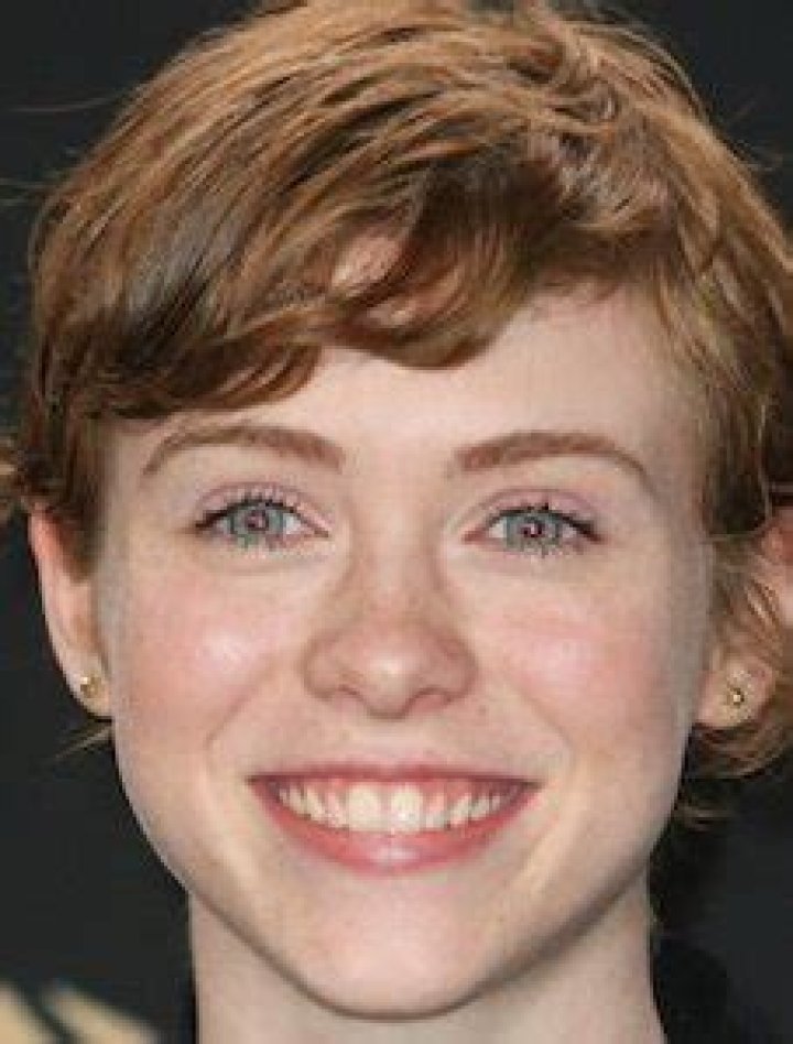 Sophia Lillis Bra Size, Age, Weight, Height, Measurements