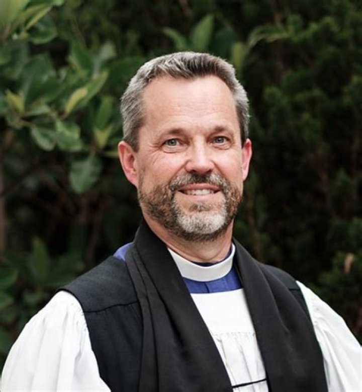 Dr. Stephen Woods, MD – Westerville, OH