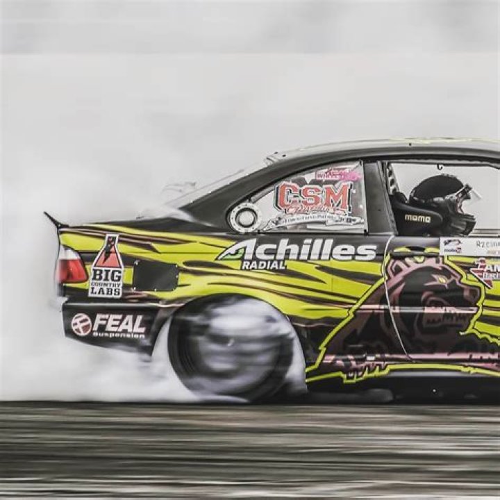 Stock Car Racer Stefan ‘Bear’ Rzesnowiecky Dies During Practice