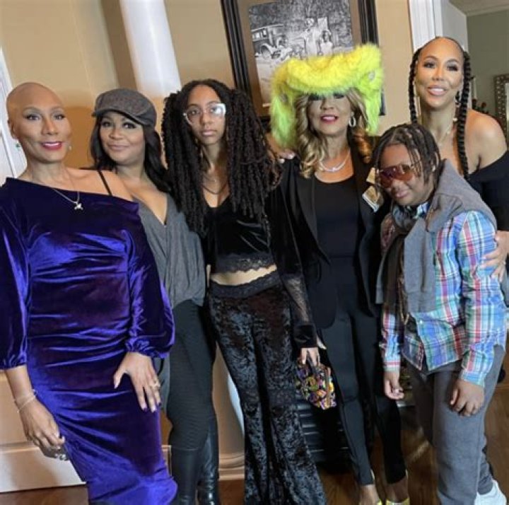 Tamar Braxton Instagram page, family pictures, videos