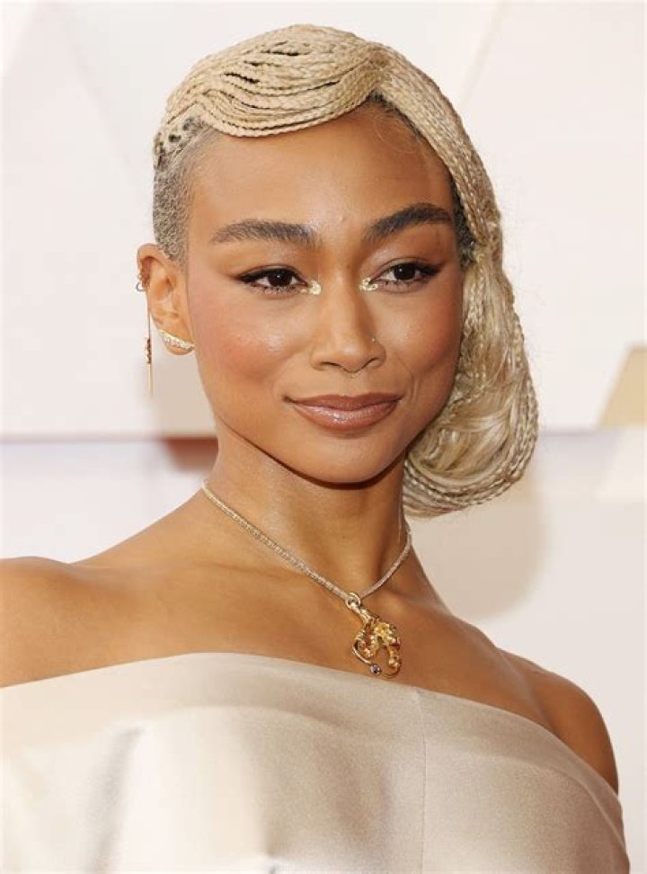 Tati Gabrielle Age, Height, Boyfriend, Parents, Net worth & More