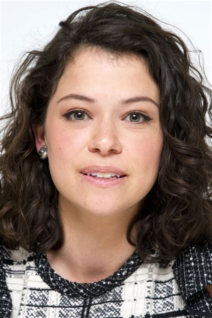 Tatiana Maslany Biography - Facts, Childhood, Family Life & Achievements