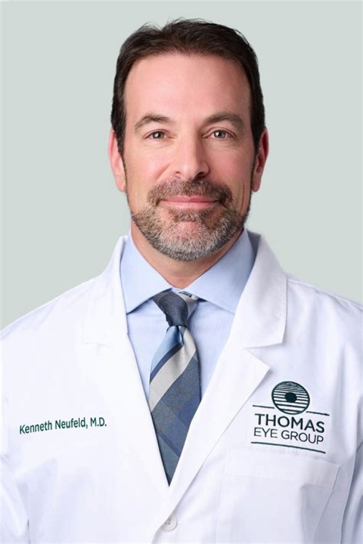 Dr. Thomas Manning, MD – Grand Rapids, MI