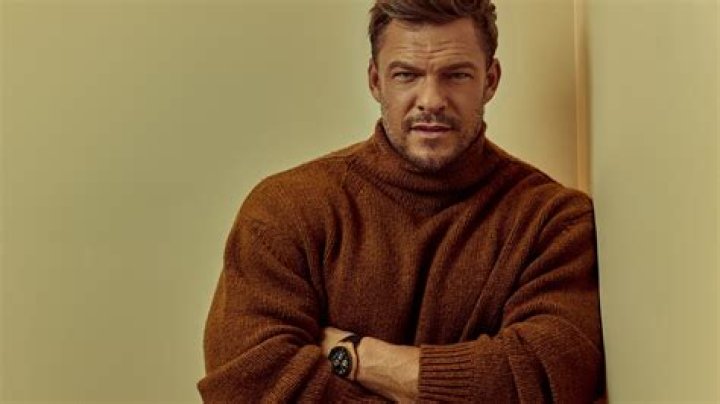 Toya Wright’s Newest Look Has Fans Saying That She’s The Best Dressed Out There