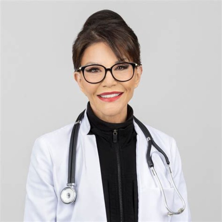 Dr. Tu Tran, MD – Huntington Park, CA