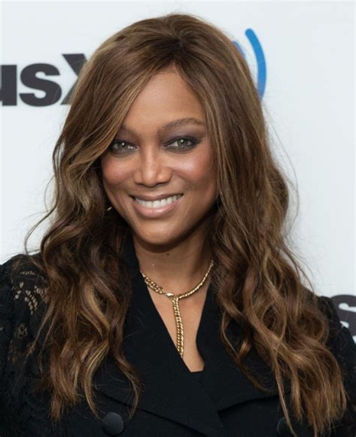 Tyra Banks Biography - Facts, Childhood, Family Life & Achievements