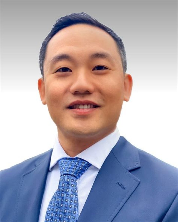Dr. Victor Chiu, MD – Burbank, CA