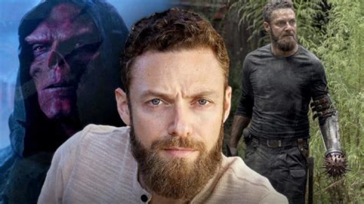 The Walking Dead’s Ross Marquand Teases Aaron’s Future Romances