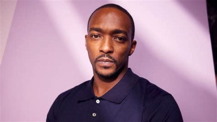 Was Anthony Mackie in the right to say he would ‘absolutely not’ take a photo with a fan?