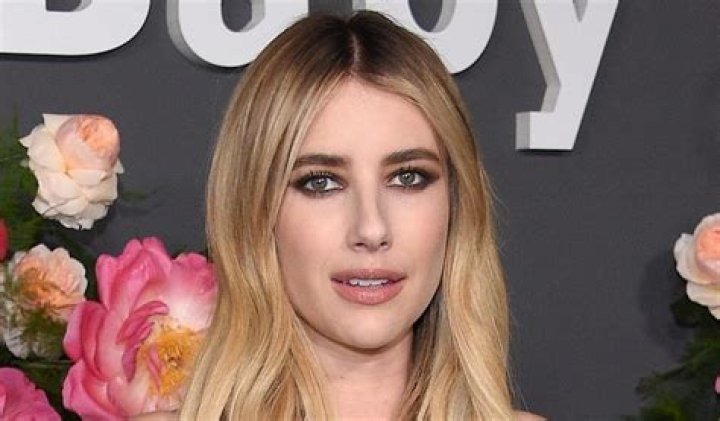 We're the Millers Star Emma Roberts Shares Swimsuit Photo From Book Club