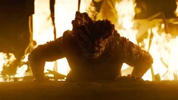 What song plays in ‘The Last of Us’ episode 8 credits? 