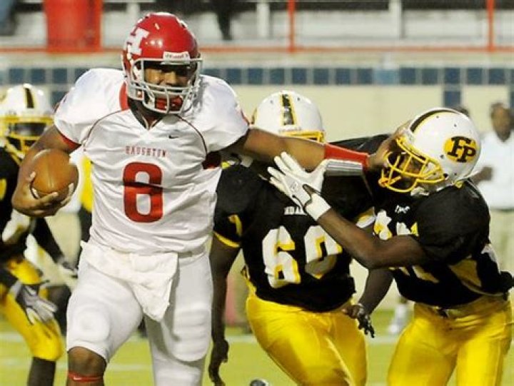 Where did Dak Prescott go to high school?