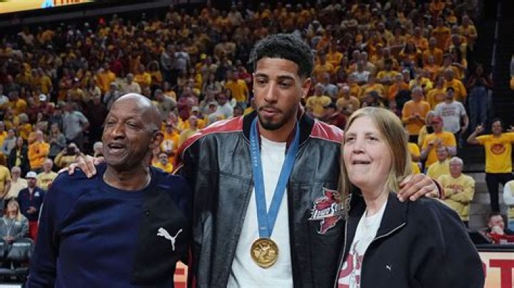 Who Are Tyrese Maxey’s Parents Tyrone Maxey And Denise Maxey?