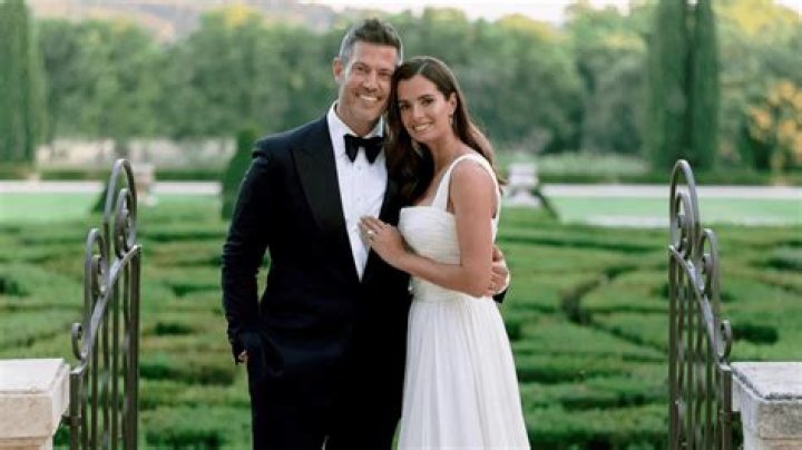 Who Is Jesse Palmer Wife Emely Fardo? Everything On Her Net Worth And More
