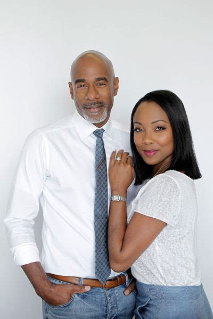 Who is Michael Elliot Wife Mecca Elliot? Bio, Wiki, Age Facts on Namaste Nail Sanctuary Cofounder