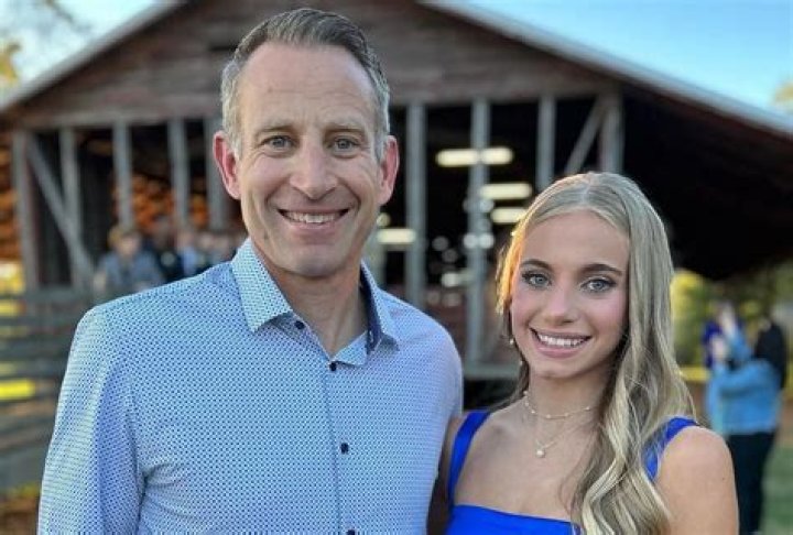 Who is Nate Oats Wife? Know His Family, Crystal Oats, Wiki & Now