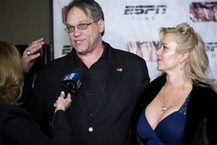 Who is Steve McMichael Wife Misty McMichael?