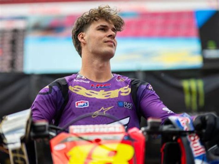 Who Is Supercross Racer Jett Lawrence? Details On His Age And Wikipedia