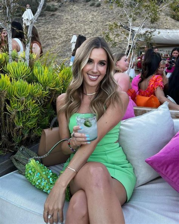 Who Is The Bachelor Kate Gallivan? Age Wiki Net Worth & Job – Explore Her Instagram