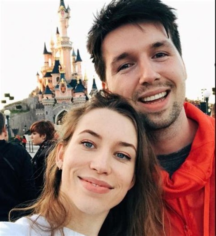Who Is YouTuber Callux Girlfriend Now After His Breakup With Sarah Close?