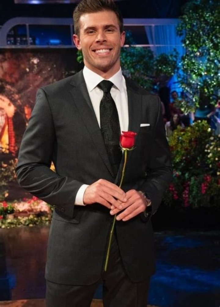 Zach Shallcross Height, Weight, Net Worth, Age, Birthday, Wikipedia, Who, Nationality, Biography