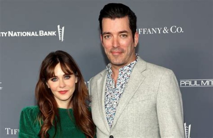Zooey Deschanel Reportedly Thinks Jonathan Scott Is ‘Different’ From All The Men She’s Dated Before